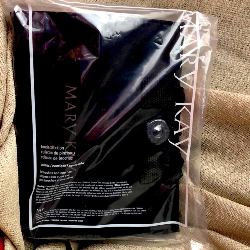 Mary Kay Brush Collection